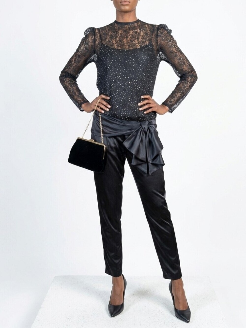 Vintage Black Lace Drop-Waist One-Piece w/ Statement Bow – Avant-Garde Evening